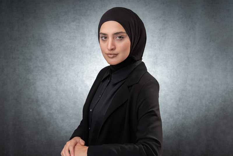 Corporate photo of a woman 